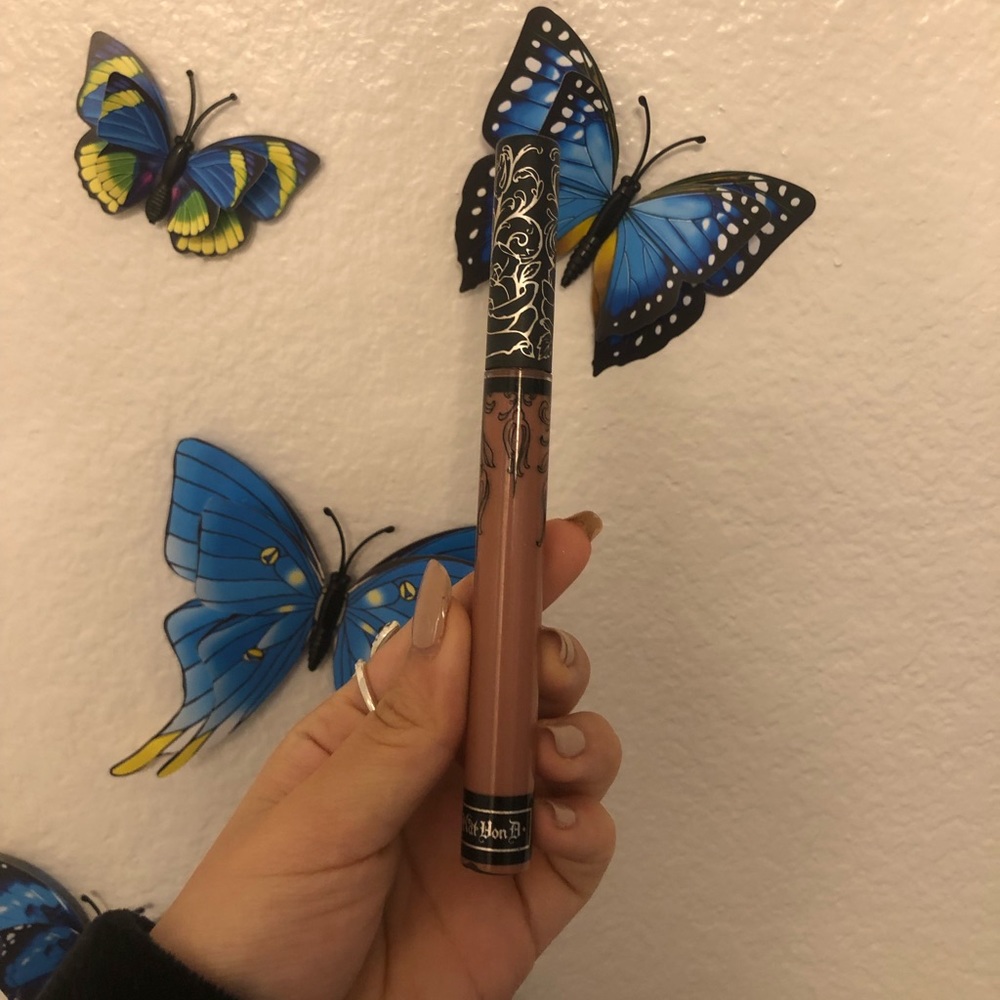 KAT VON D liquid lipstick